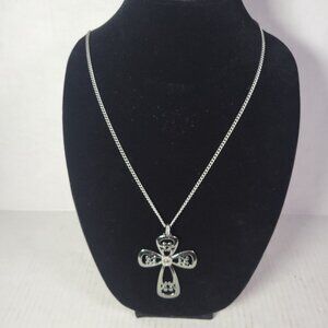 Vintage Sarah Coventry Silver-tone Cross Intricate Pendant Necklace